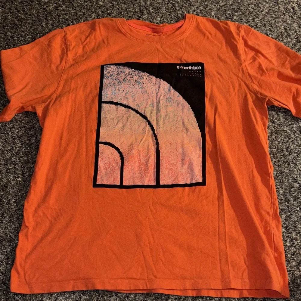 Men’s The North Face Orange Short Sleeve Tee